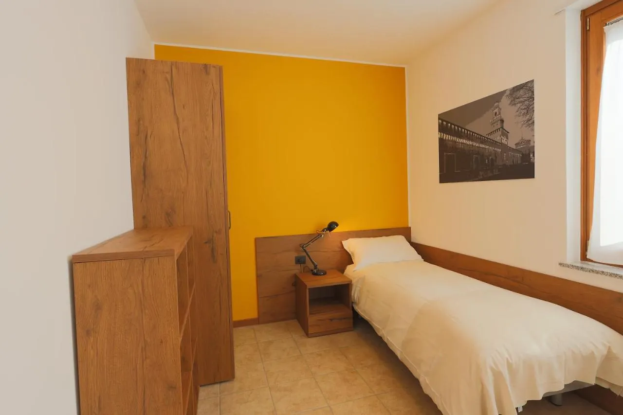 Corte Milano Hostel Rozzano 0*,